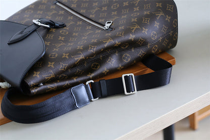 Franco Shops - Louis Vuittons  - 9741