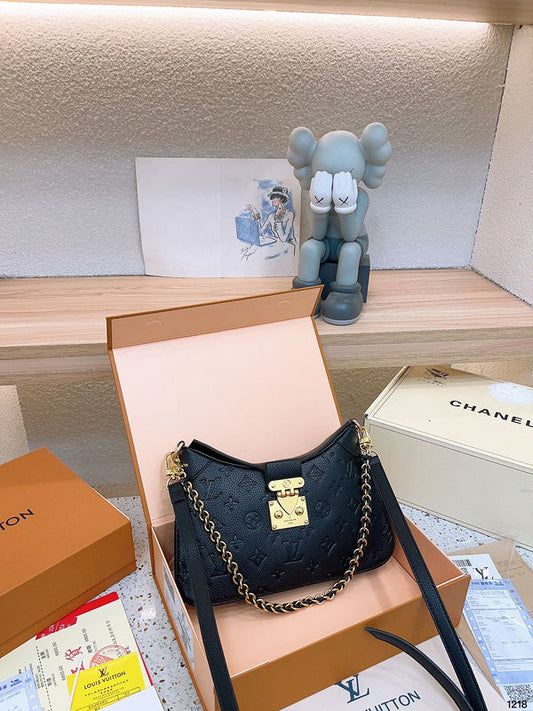 Franco Shops - Louis Vuittons  - 14873