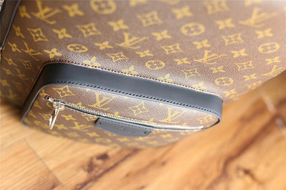 Franco Shops - Louis Vuittons  - 9717
