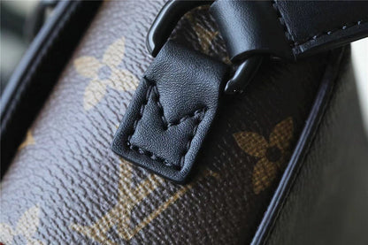 Franco Shops - Louis Vuittons  - 9922