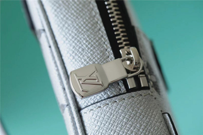 Franco Shops - Louis Vuittons  - 10204