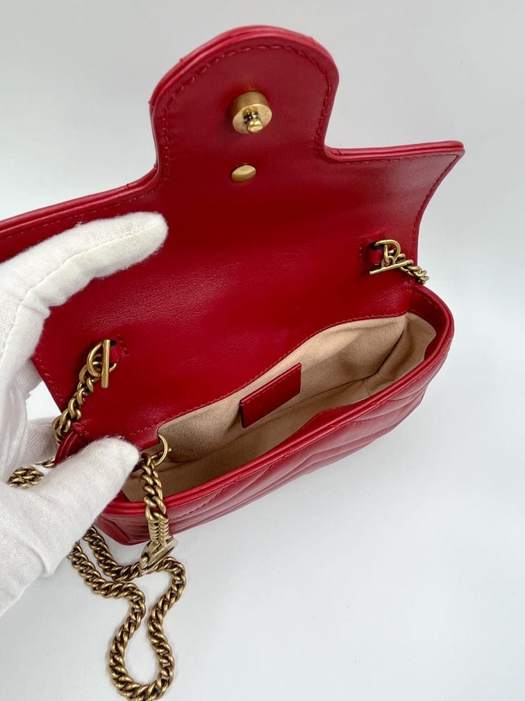 Gucci GG Marmont Super Mini Bag