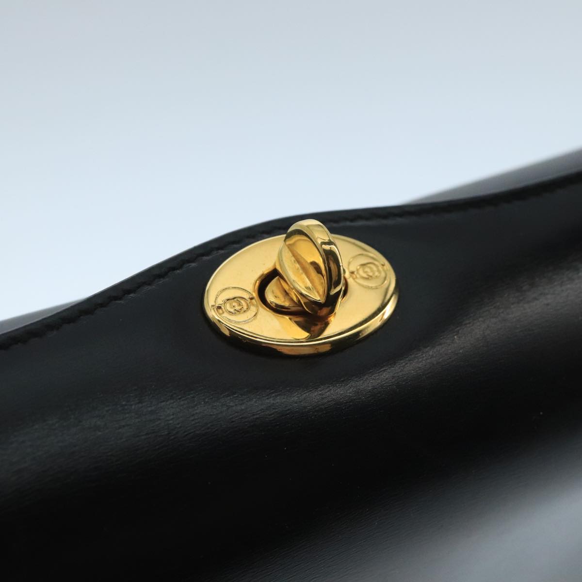 Gucci One