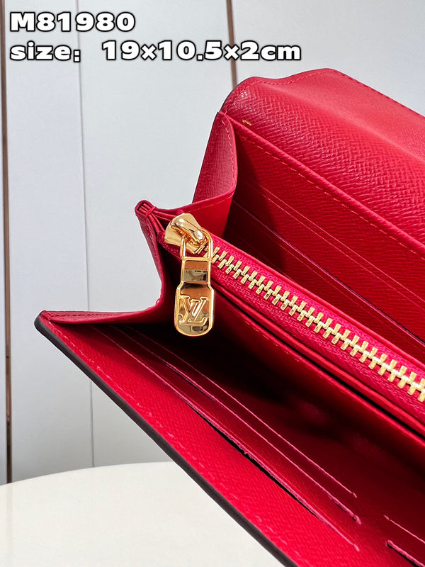 Franco Shops - Louis Vuittons  - 15702
