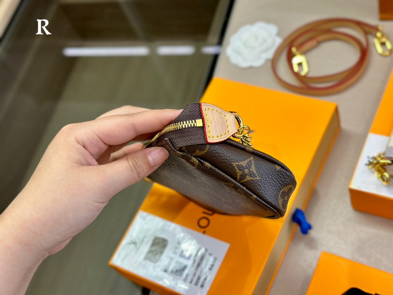 Franco Shops - Louis Vuittons  - 15010