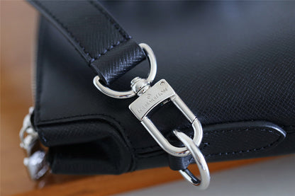 Franco Shops - Louis Vuittons  - 9823