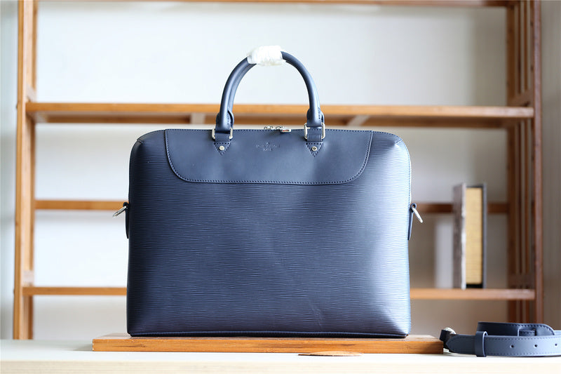 Franco Shops - Louis Vuittons  - 9851