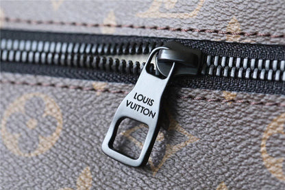 Franco Shops - Louis Vuittons  - 9803