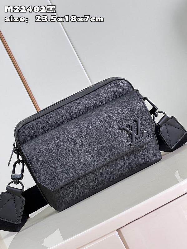 Franco Shops - Louis Vuittons  - 15294