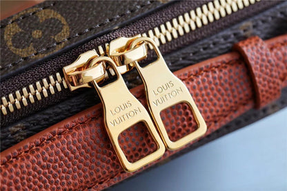 Franco Shops - Louis Vuittons  - 10119