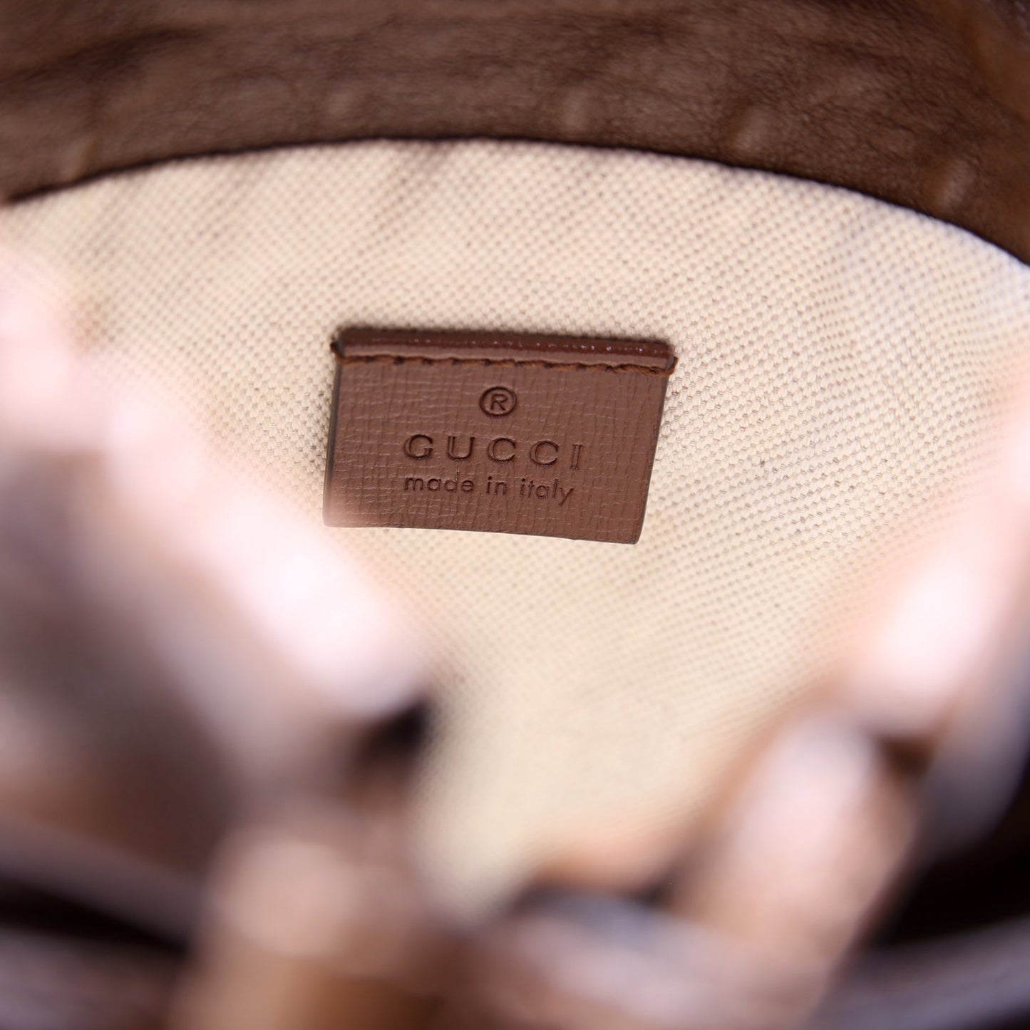 Horsebit 1955 Gucci Supreme Small Bucket Bag 637115