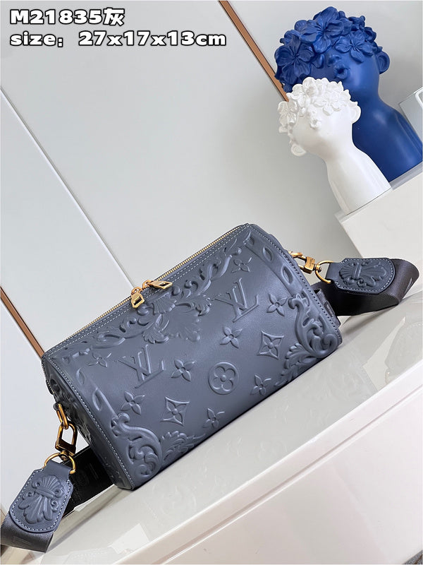 Franco Shops - Louis Vuittons  - 15373