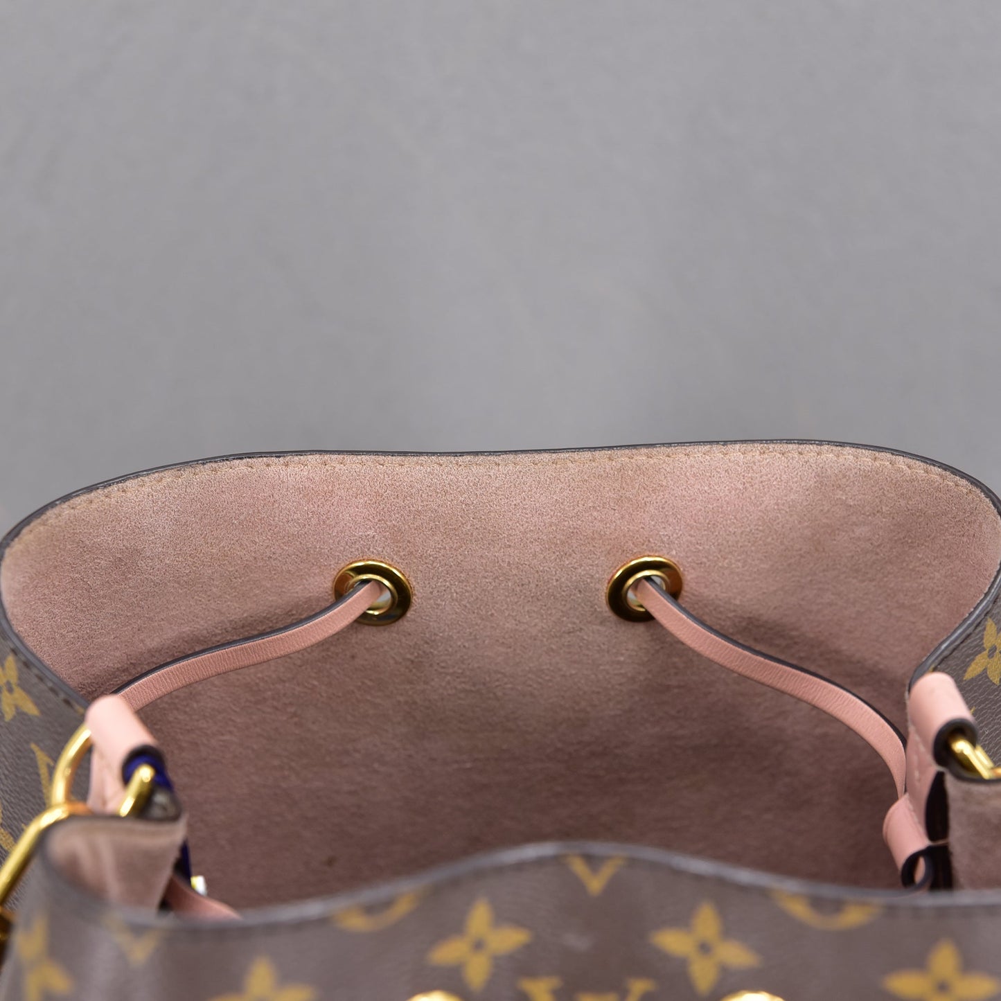 LOUIS VUITTON Monogram Noenoe