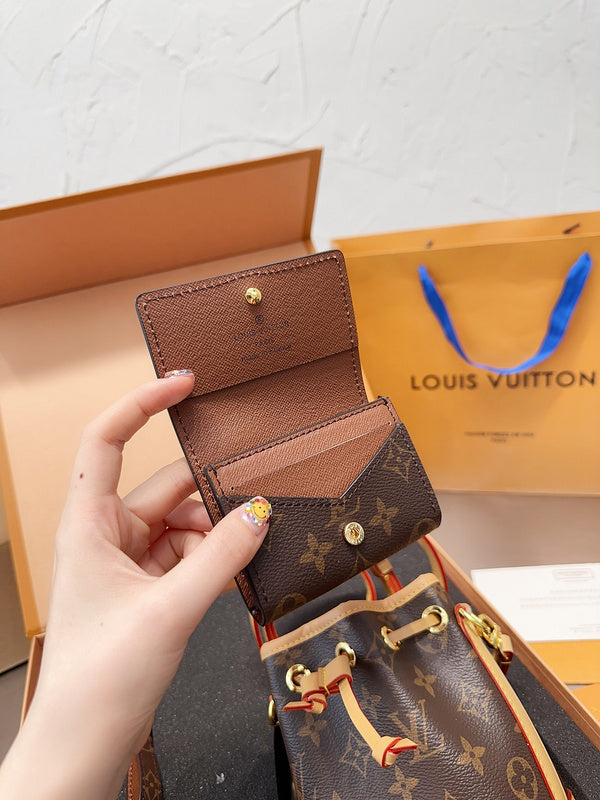 Franco Shops - Louis Vuittons  - 14882