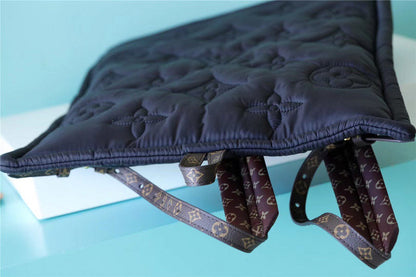 Franco Shops - Louis Vuittons  - 9615