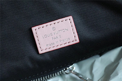 Franco Shops - Louis Vuittons  - 9671