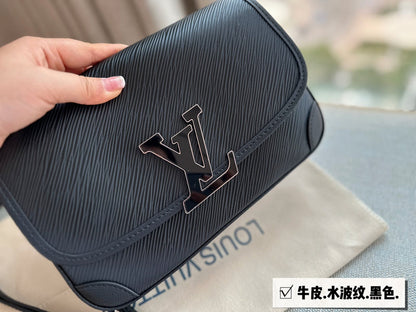 Franco Shops - Louis Vuittons  - 14934