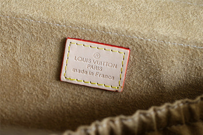 Franco Shops - Louis Vuittons  - 9515