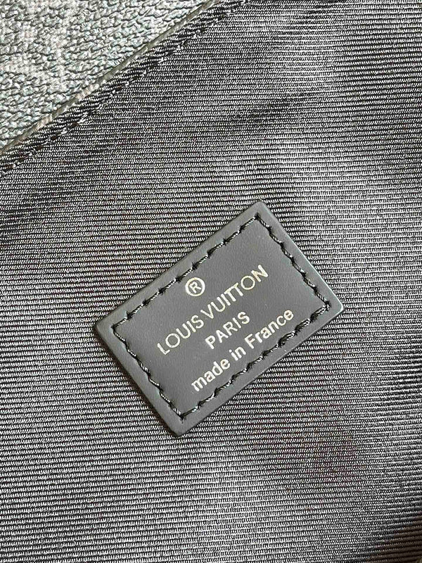 Franco Shops - Louis Vuittons  - 15784