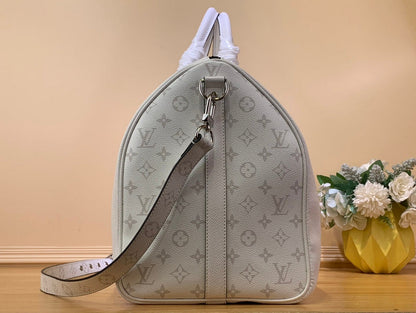Franco Shops - Louis Vuittons  - 15426