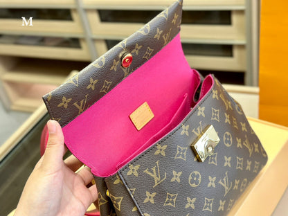 Franco Shops - Louis Vuittons  - 15016