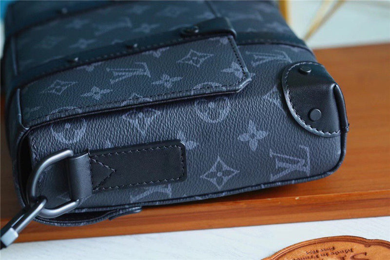 Franco Shops - Louis Vuittons  - 10071