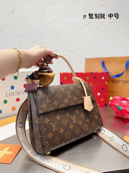 Franco Shops - Louis Vuittons  - 14946
