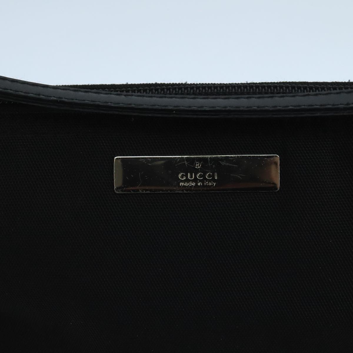 Gucci Baguette