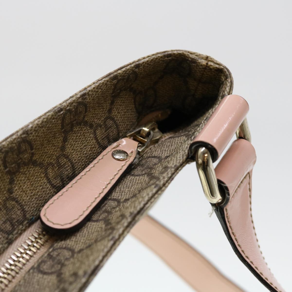 Gucci GG canvas