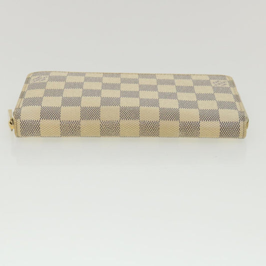 Louis Vuitton Zippy wallet