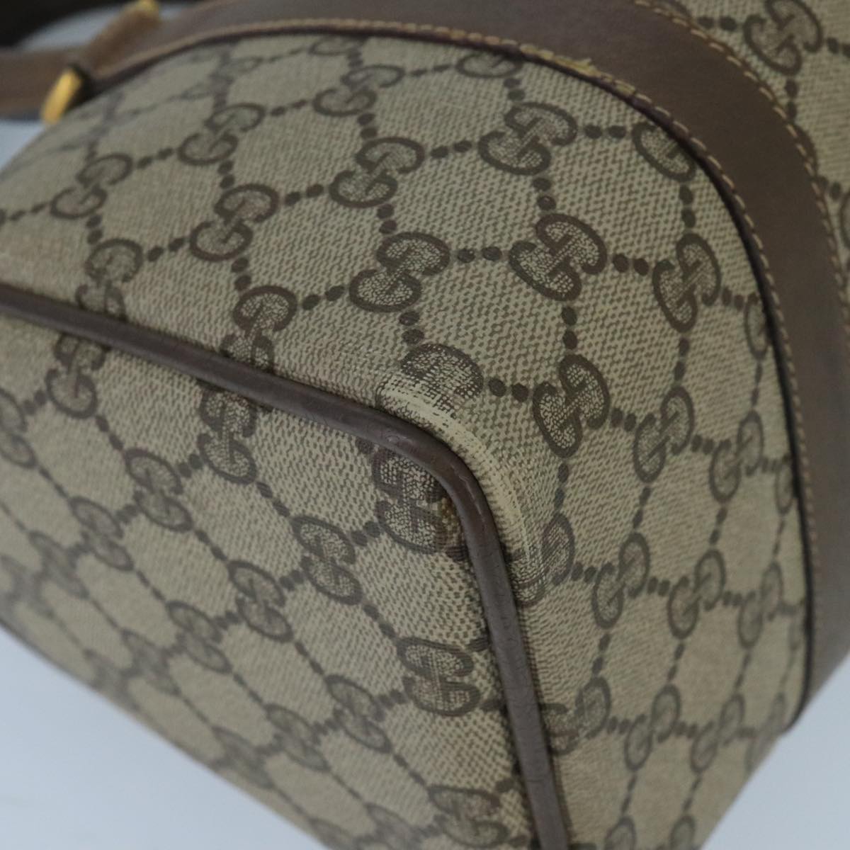 Gucci GG Supreme