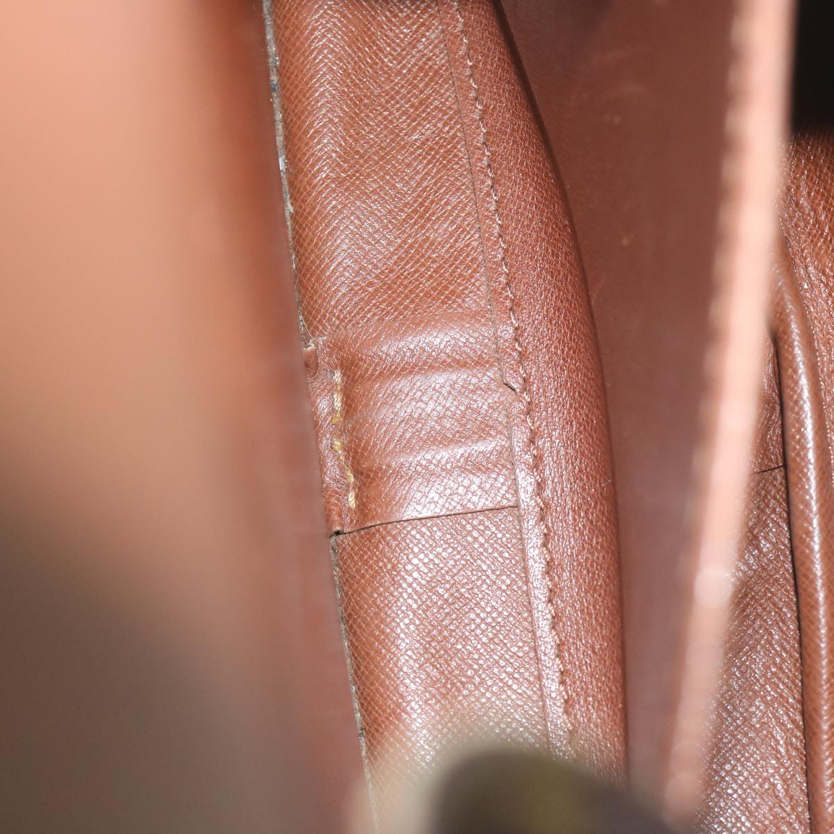 Louis Vuitton Cartouchiere