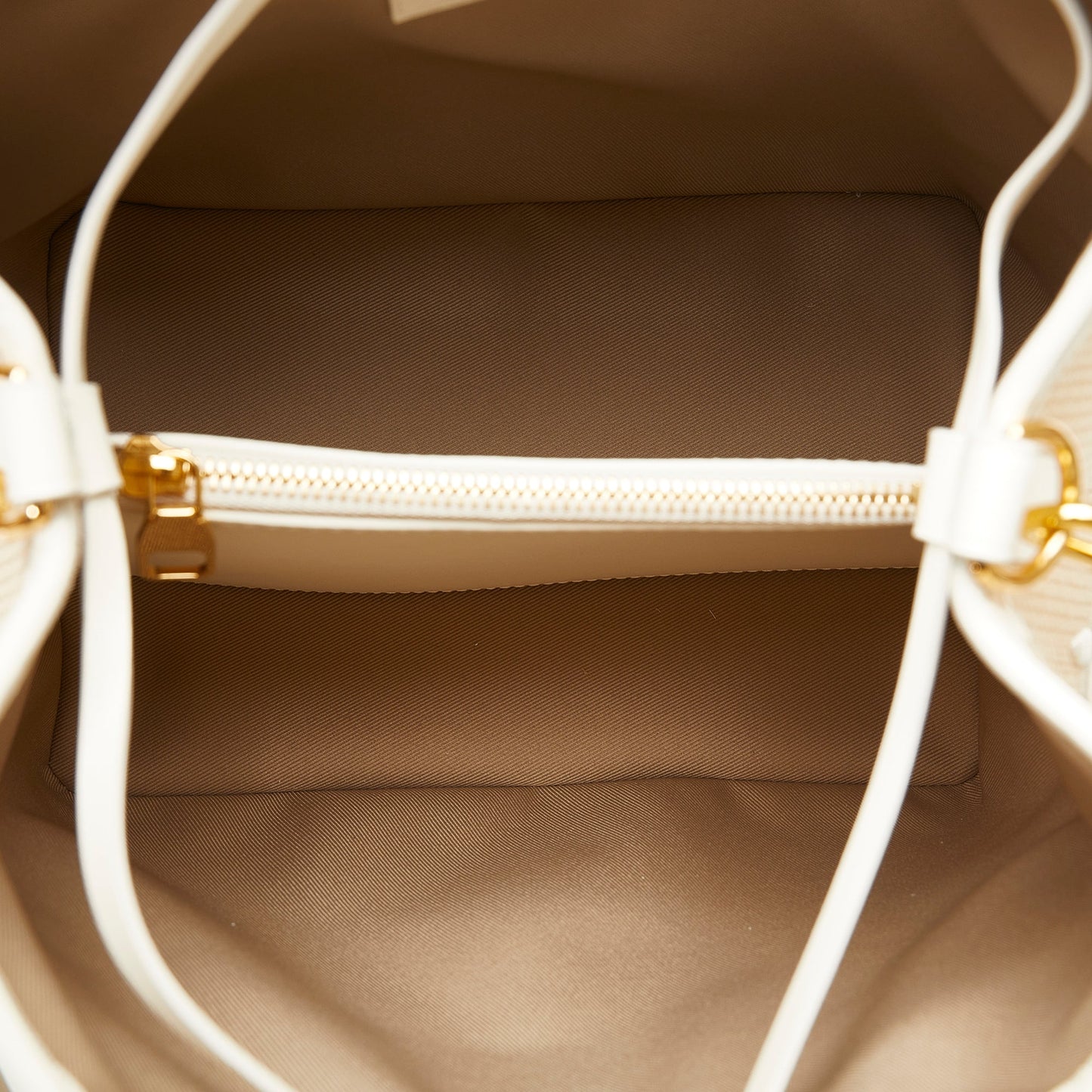 LOUIS VUITTON Monogram By the Pool Neonoe MM Bucket Bag