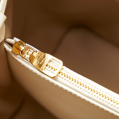 LOUIS VUITTON Monogram By the Pool Neonoe MM Bucket Bag