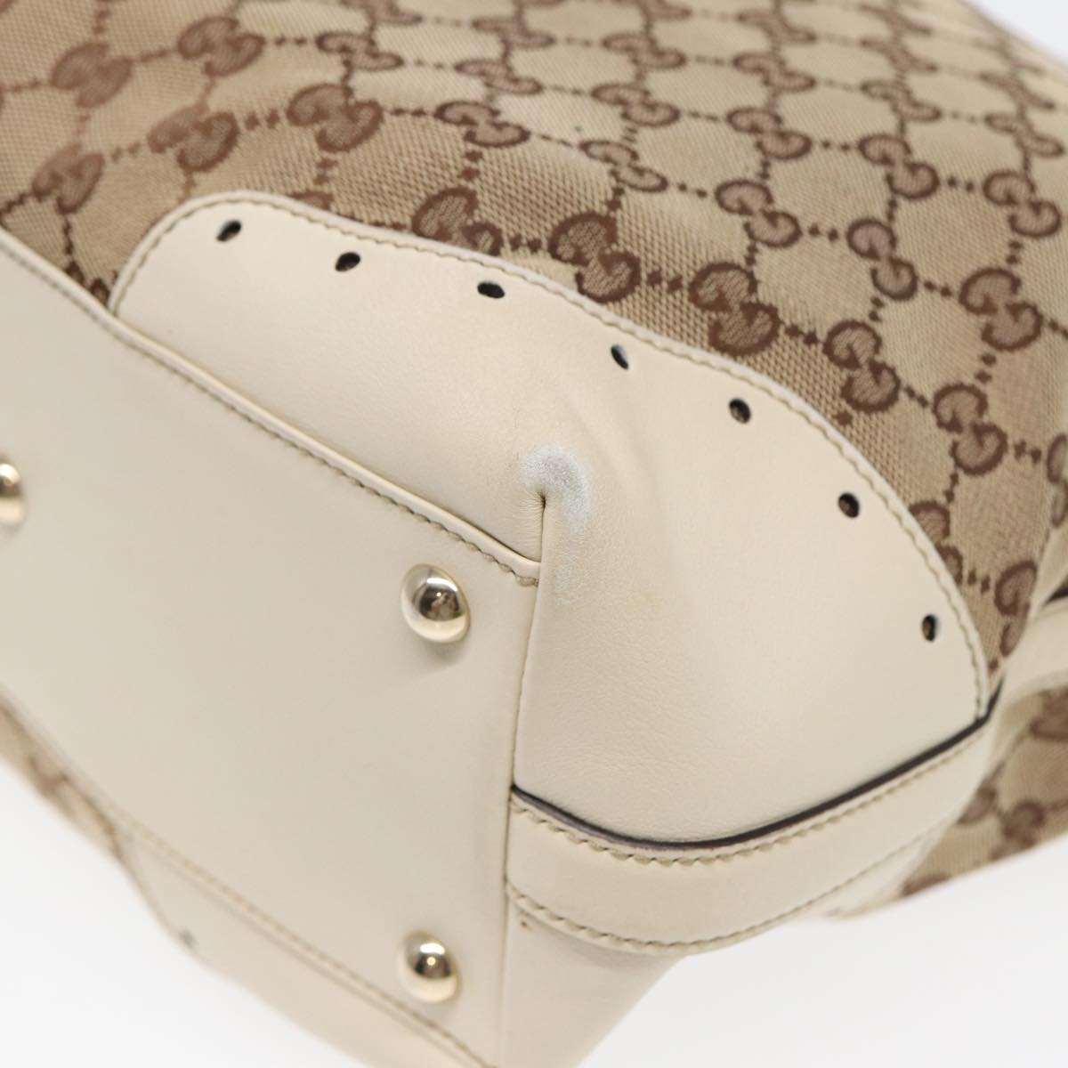 Gucci GG canvas