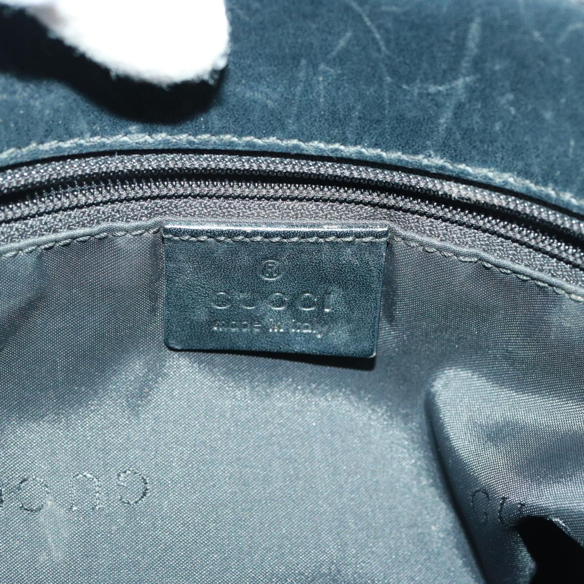 Gucci --