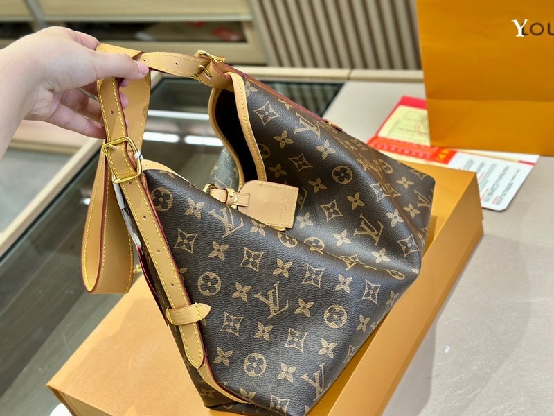 Franco Shops - Louis Vuittons  - 14848