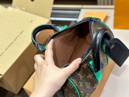 Franco Shops - Louis Vuittons  - 15041