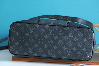 Franco Shops - Louis Vuittons  - 9834