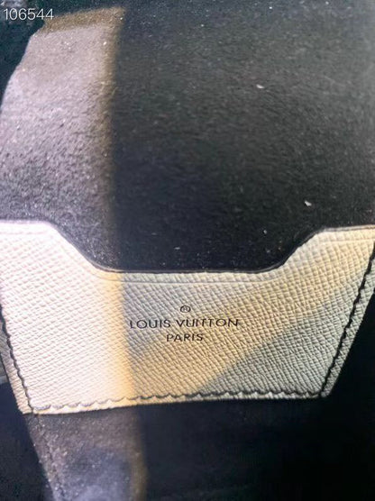 Franco Shops - Louis Vuittons  - 9269
