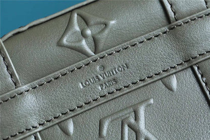 Franco Shops - Louis Vuittons  - 10041