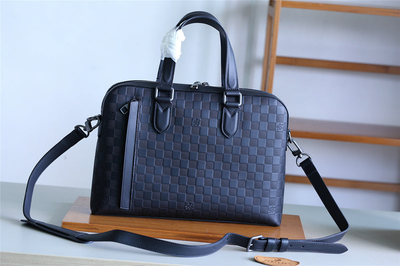 Franco Shops - Louis Vuittons  - 9827