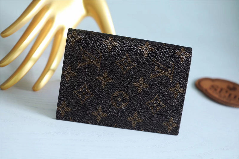 Franco Shops - Louis Vuittons  - 9250