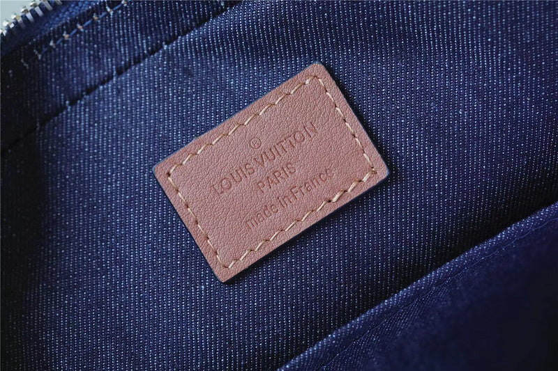 Franco Shops - Louis Vuittons  - 10049