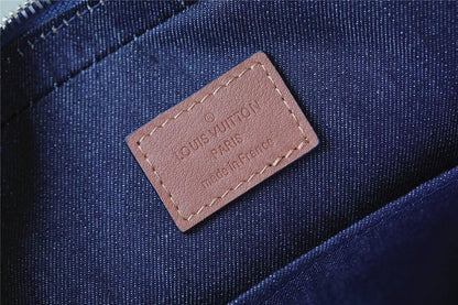 Franco Shops - Louis Vuittons  - 10049