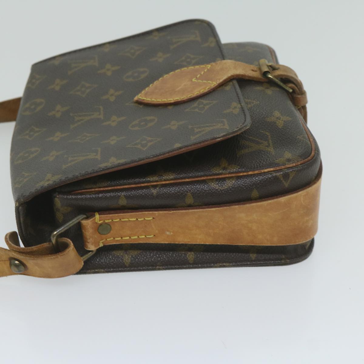 Louis Vuitton Cartouchiere
