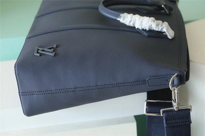 Franco Shops - Louis Vuittons  - 9795