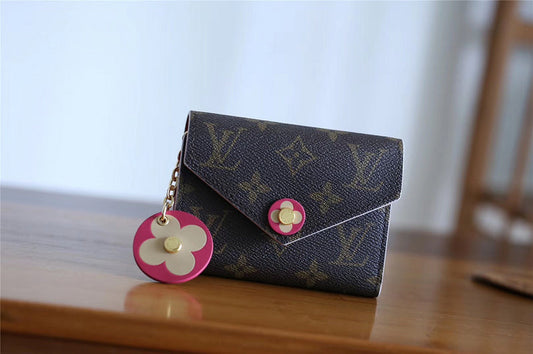 Franco Shops - Louis Vuittons  - 9406