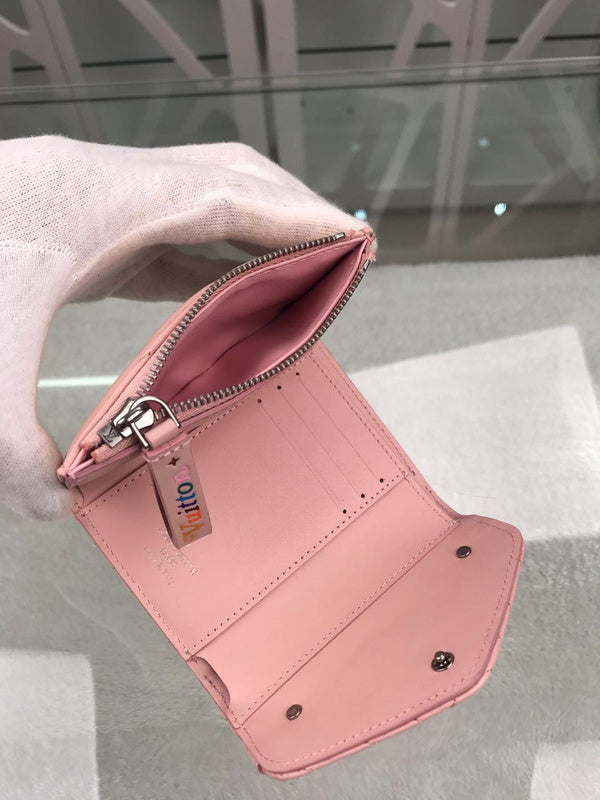 Franco Shops - Louis Vuittons  - 9147