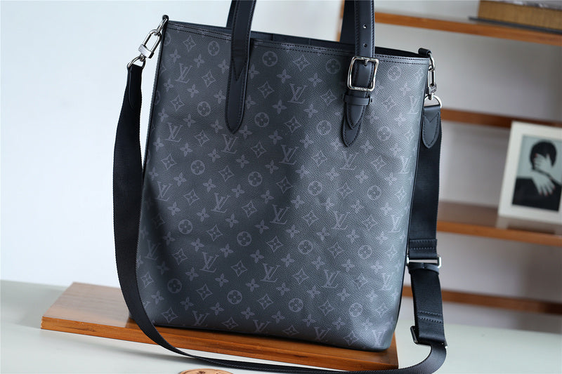 Franco Shops - Louis Vuittons  - 9845